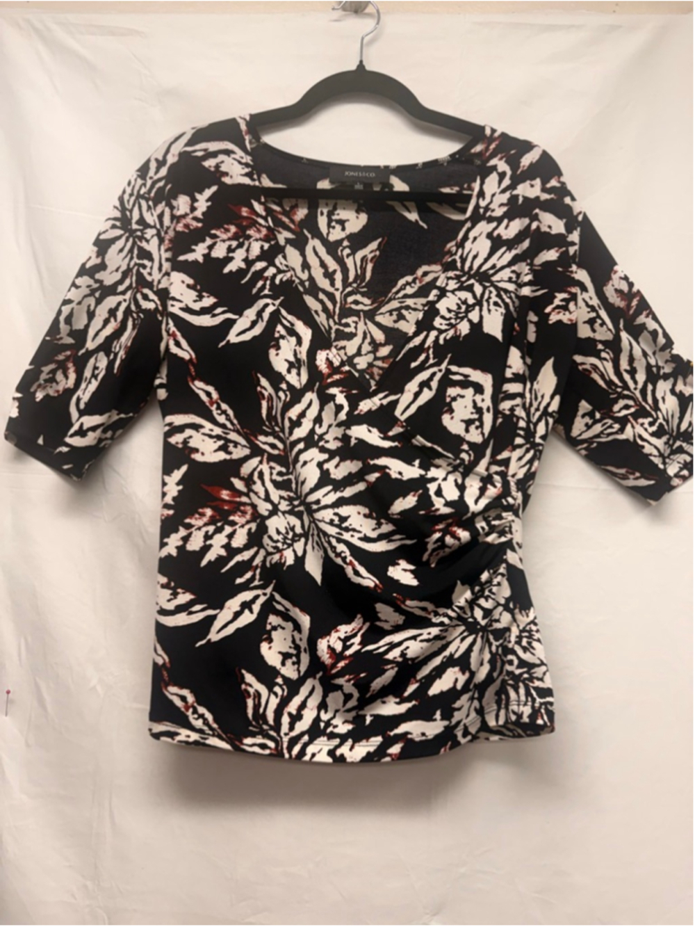 Women's Jones & Co. Black and White Floral Blouse, Size L